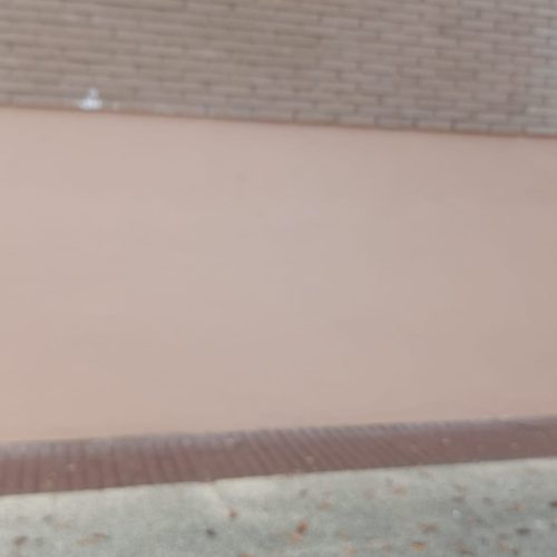 Limpieza de paredes y pintadas para ayuntamientos en Vitoria